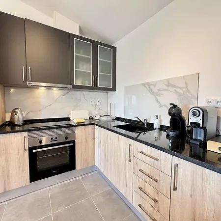 Algarve Premium With Pool By Homing Villa Santa Barbara de Nexe